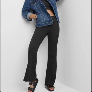 Black Ribbed Flare Leggings